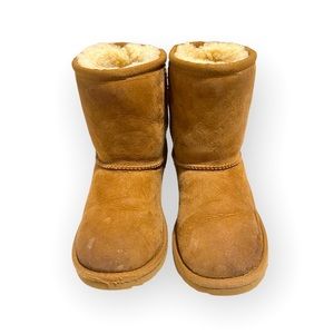 UGG Classic Tan Boots for Toddler (Size 12)